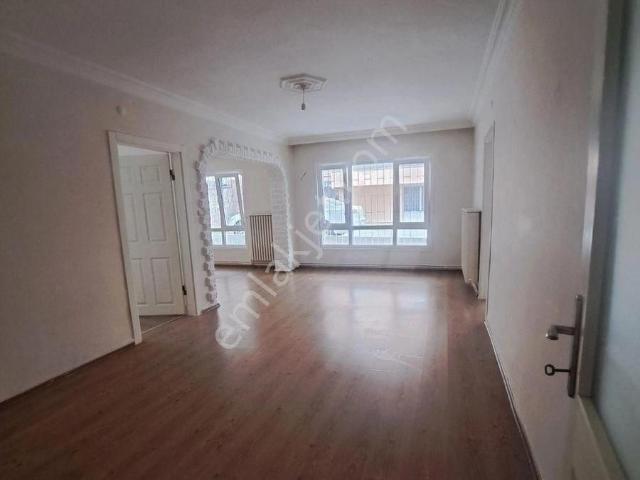 Önaldan Ankara Çankaya Dikmen Salkım Söğüt Caddesi Üzeri 3+1 Yüksek Giriş