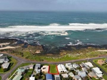 Once in a Lifetime Opportunity Coastal Block in Iconic Port Fairy