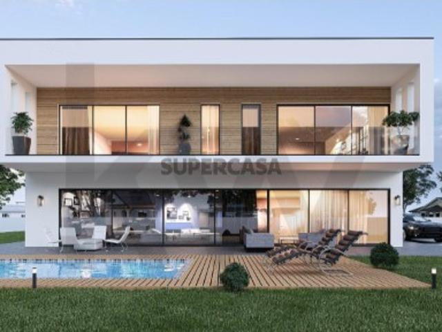Onde o Horizonte é Seu: Terreno com Projeto Aprovado em Monfirre