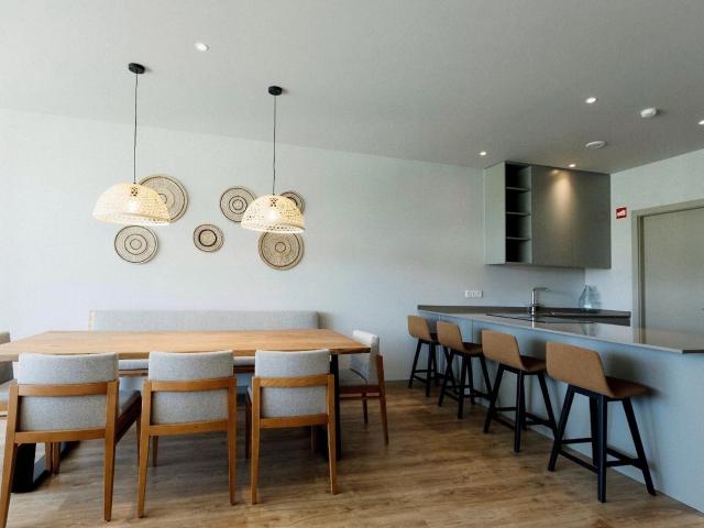 Onde o Oceano abraça a Natureza: Townhouses de Luxo no West. 120m² Vau