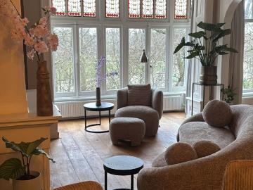 Onder bod: Van Eeghenlaan, 1071 EP Amsterdam | VVA