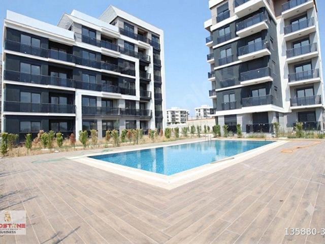 Önder Sağlam dan Altıntaş ta Satılık 2+1 Daire Havuzlu Sitede