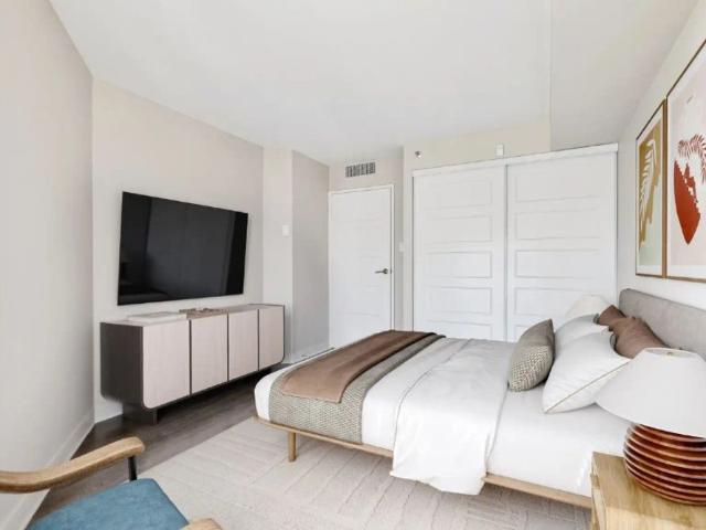 One80five — One Bedroom Suites
