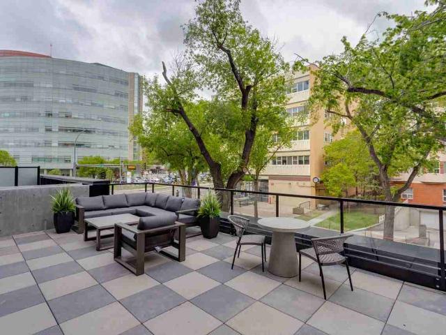 ONE12 Furnished and Unfurnished Suites 1 Bedroom Apartment for Rent at 11141 84 Ave Nw, Edmonton, AB T6G 2C3 Garneau