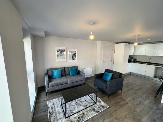 One Baltic Square L8, 2 bed flat to rent, £1,250 pcm | PrimeLocation
