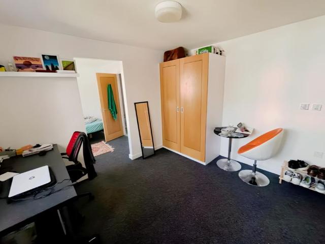 One Bed Flat