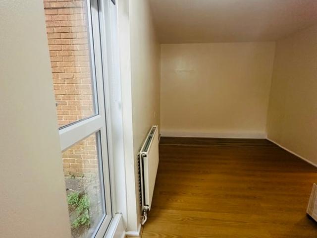 One bed flat 538 sq ft