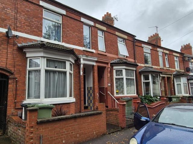 One bed garden flat Thomas street