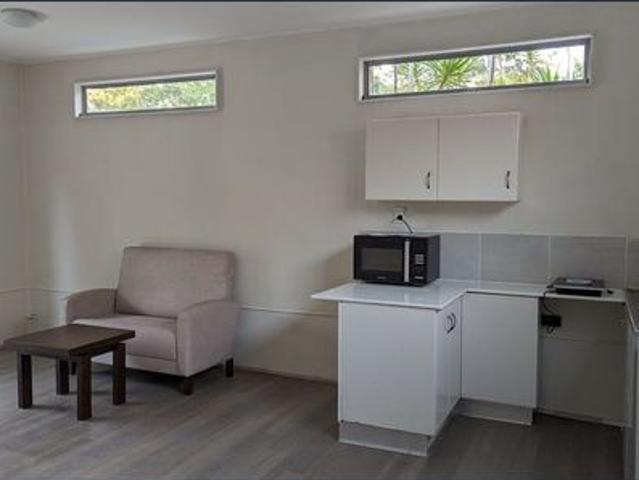 one bed room studio inspection on 18/06/2026 available now