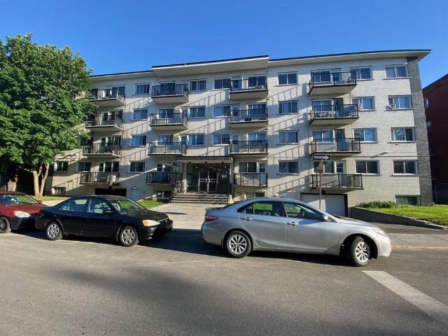 One Bedroom 3.5 Large 2925 Rue Louis Paré, Lachine