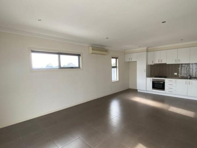 One Bedroom Townhouse!