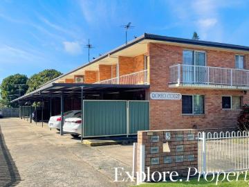 One Bedroom Unit Close to Everything!