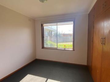 One Bedroom Unit Close to the Minerva Shops