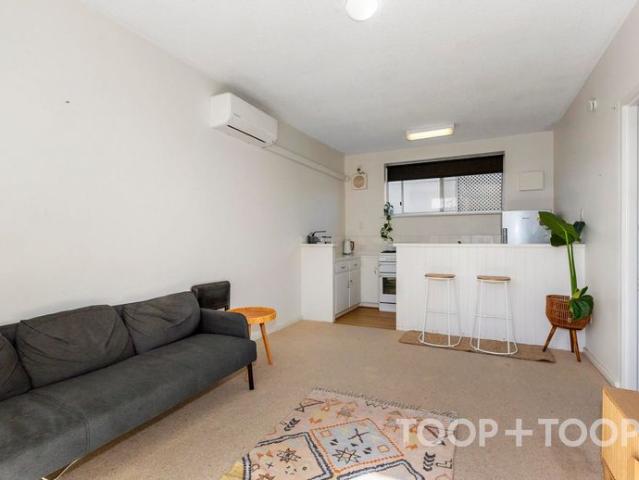 One bedroom unit in North Adelaide