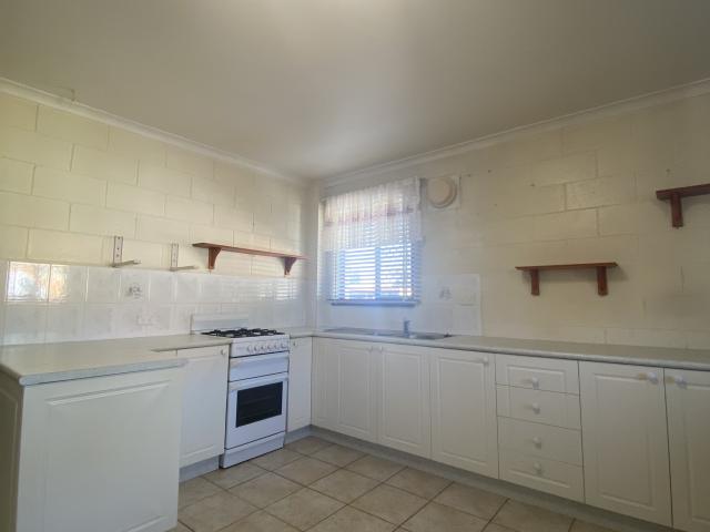 One Bedroom Unit in a Convenient Central Location