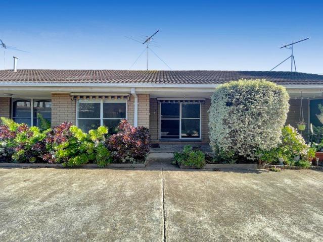 One Bedroom Unit in a Superb Location