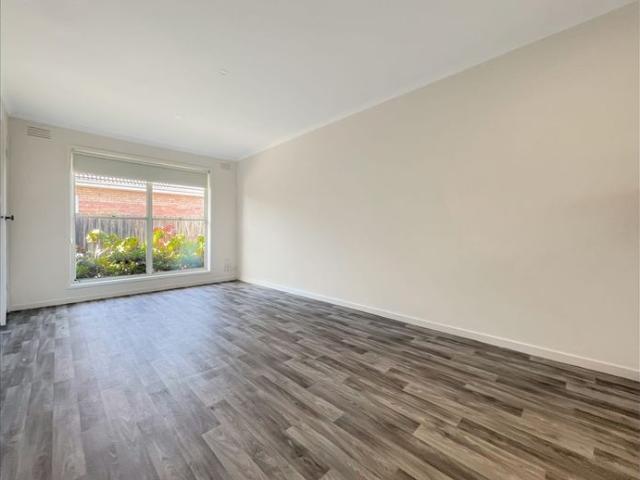 One Bedroom Unit in a Superb Location