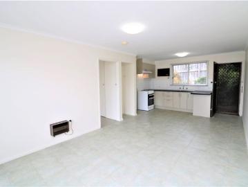 One bedroom unit in convenient location
