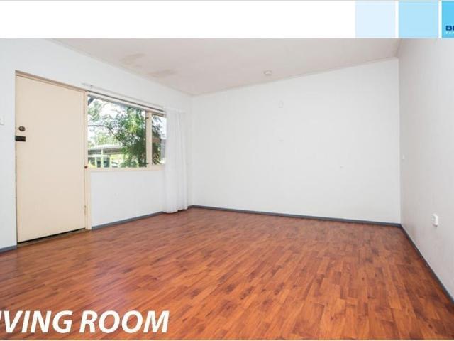 One Bedroom Unit in Fantastic Location!
