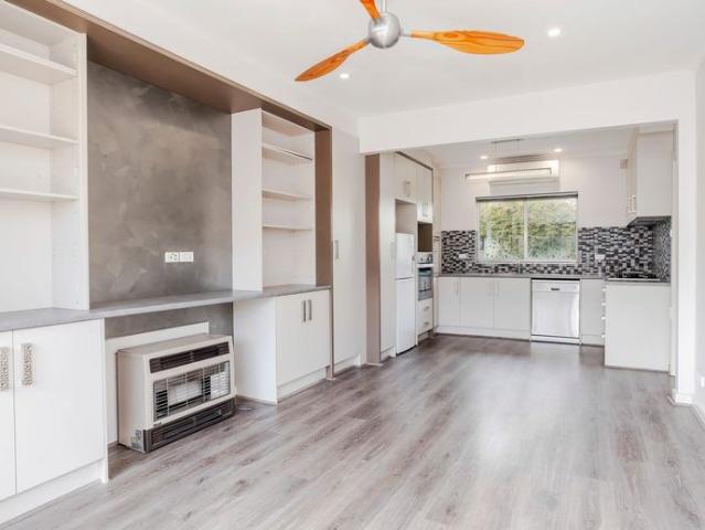 One BEDROOM UNIT IN GREAT LOCATION
