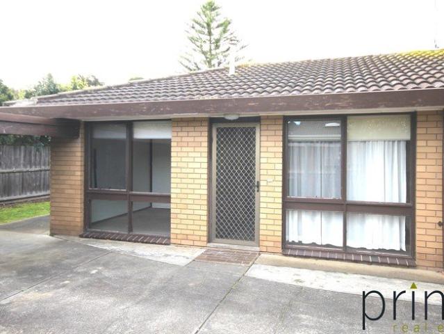 One Bedroom Unit in Ideal Court Location!