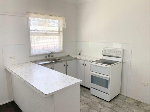 One Bedroom Unit In Prime Location