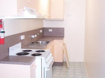 ONE BEDROOM UNIT IN THE CENTRE OF TOWN