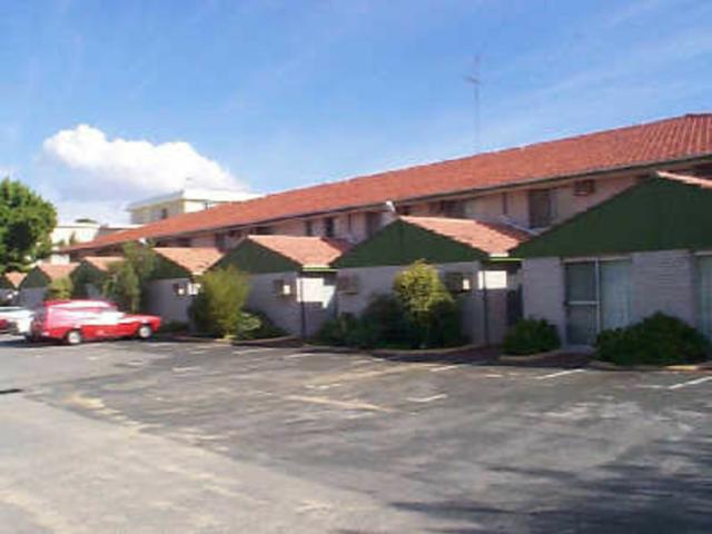 One Bedroom Unit in the Heart of Mandurah