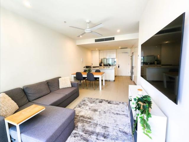 One Bedroom unit in Vibrant Newstead!