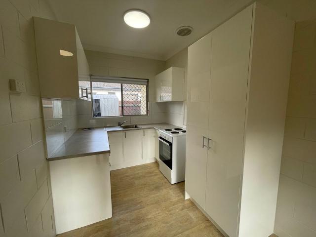 ONE BEDROOM UNIT IN WEST
