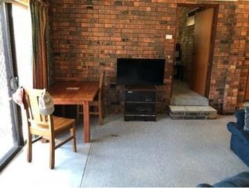 One bedroom unit