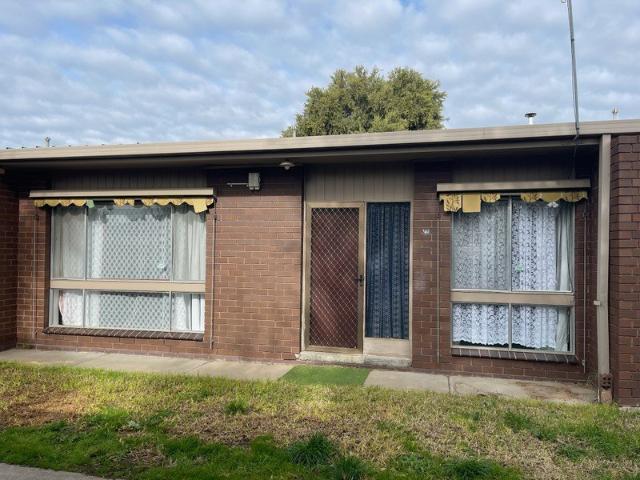 One Bedroom Unit!