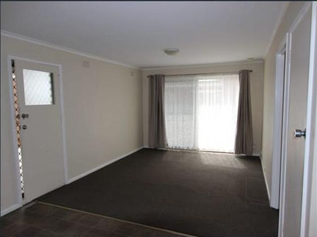 ONE BEDROOM UNIT