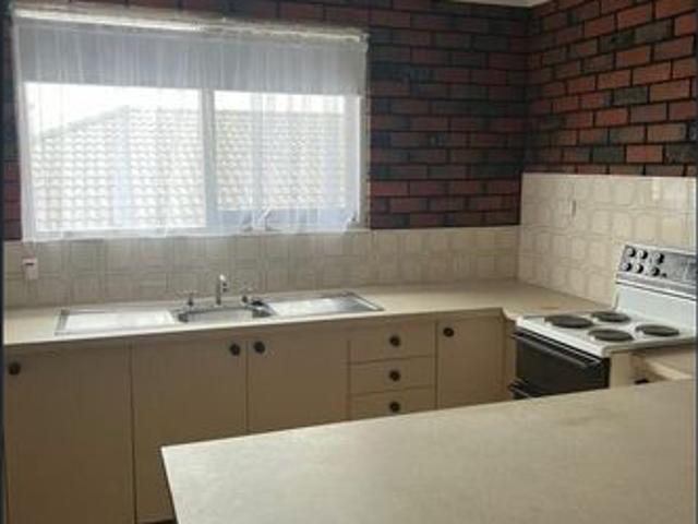 ONE BEDROOM UNIT