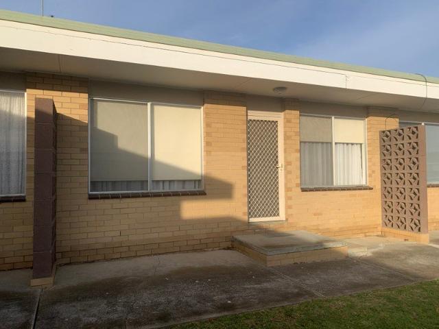 ONE BEDROOM UNIT
