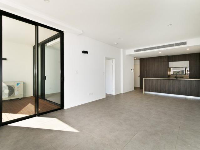One bedroom with study