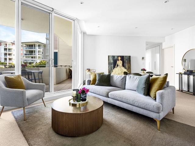 One Bedroom with Separate Study Room