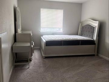 One bedroom and bathroom available