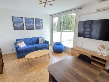 One Bedroom Apartment, 10 min from the city center