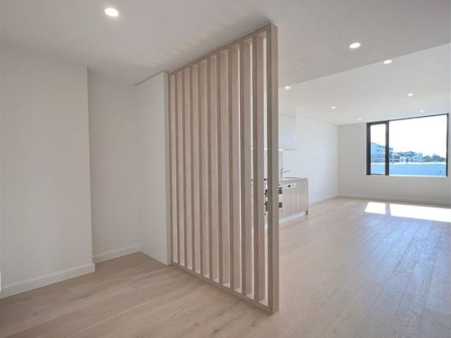 One Bedroom Apartment