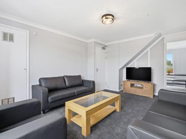 One Bedroom House share