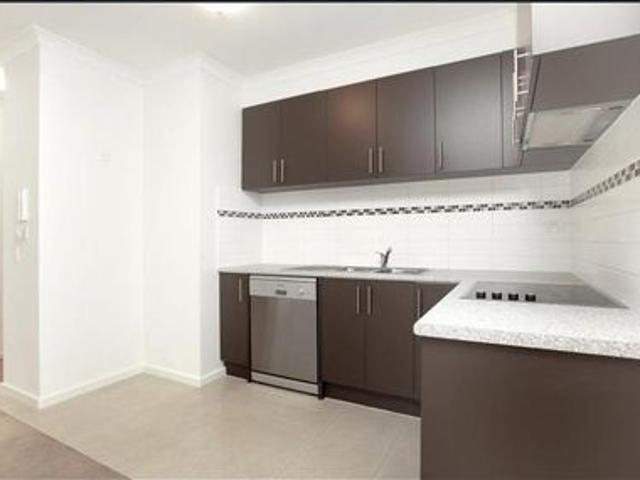 ONE BEDROOM APARTMENT