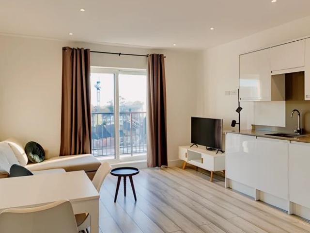 One Bedroom Apartment
