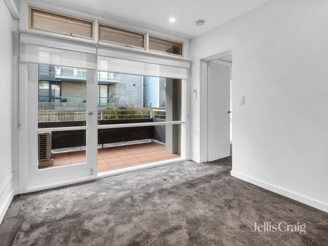 One Bedroom Apartment