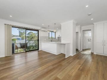 Merewether, Newcastle - Garden, Balcony