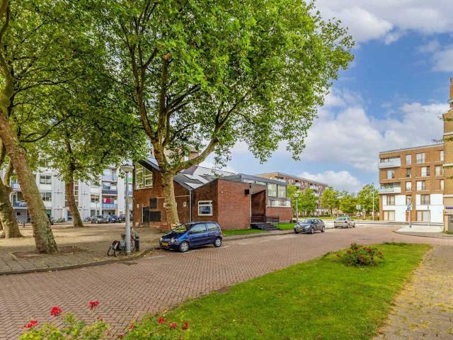 One Bedroom Apartment Amsterdam West — Monthly Rental