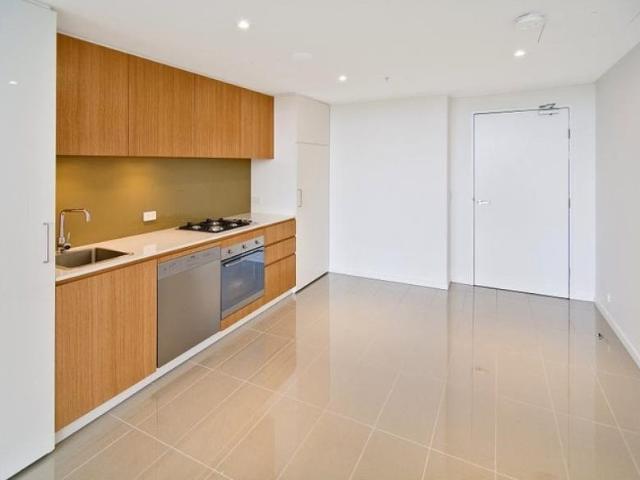 ONE BEDROOM APARTMENT AT MACQUARIE PARK! NEXT TO UNIVERSITY !