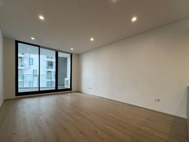 One Bedroom Apartment For Lease