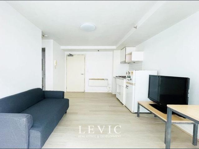 One Bedroom Apartment for rent at Hawthorn Fully furnished