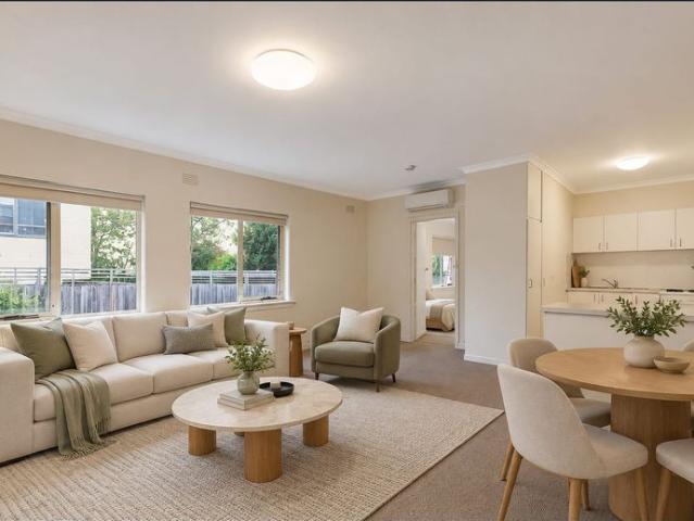One Bedroom Apartment in Convenient Hawthorn East Location